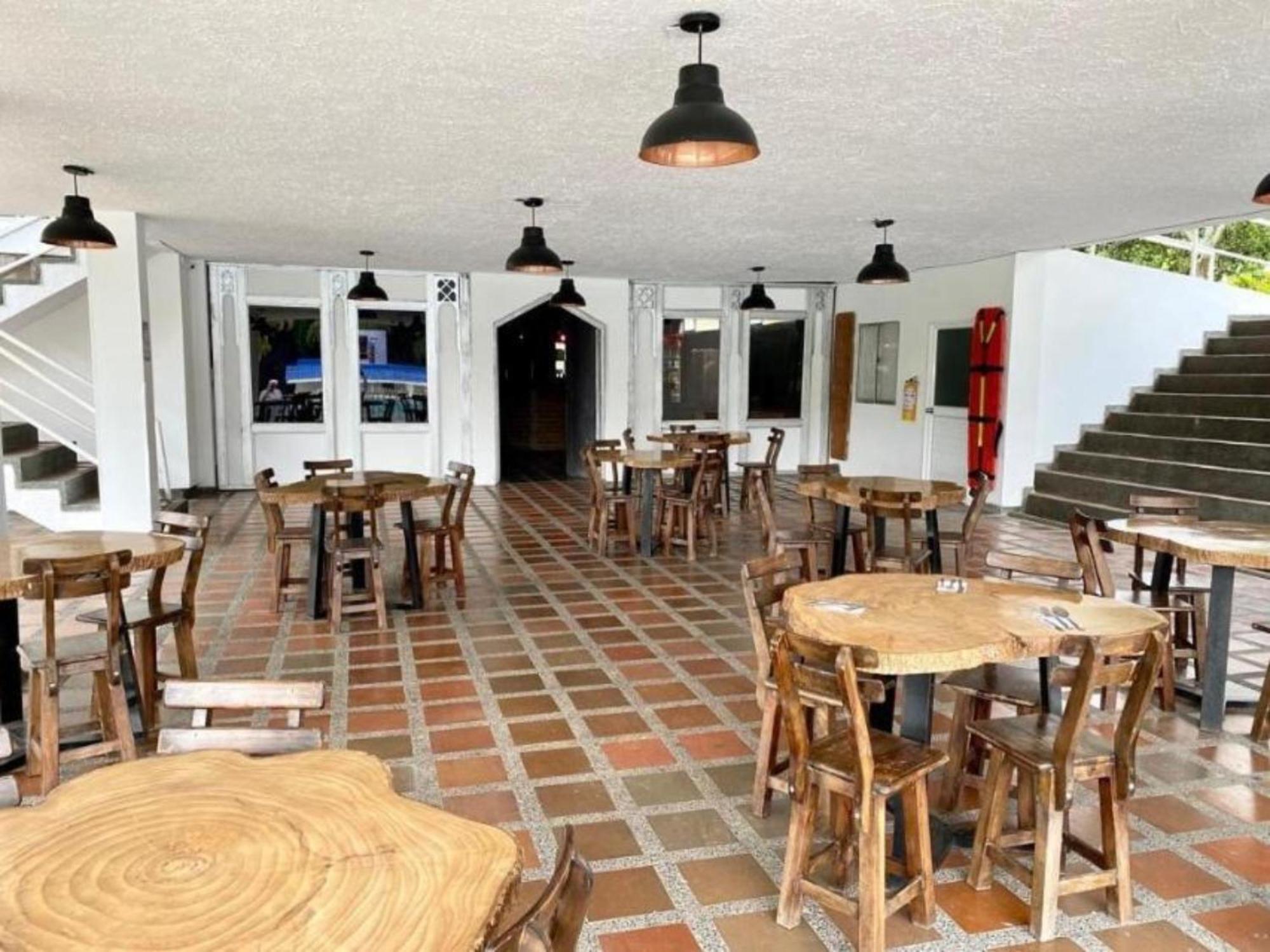 Hotel Villa Monaco Combia Baja Exterior foto